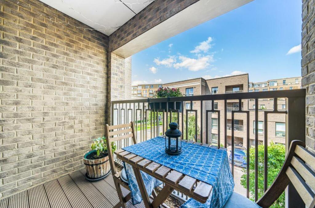 Spacious Modern 1-bedroom In Catford - Excellent Transport Links - Ideal For Long Apartment London